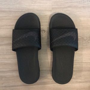Nike Woman Slides